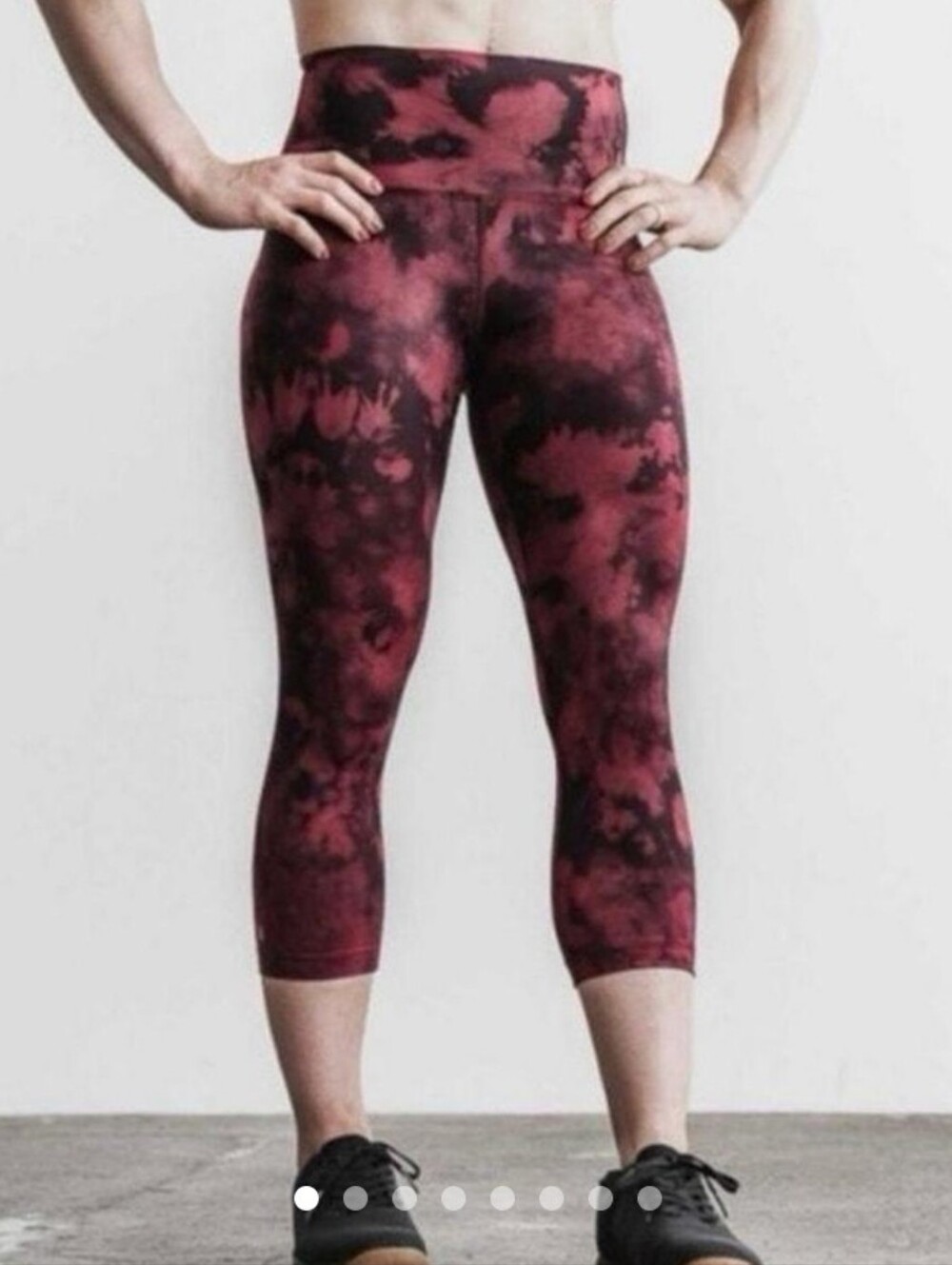 NOBULL Women's Maroon Tie-Dye High-Rise Capri Leggings